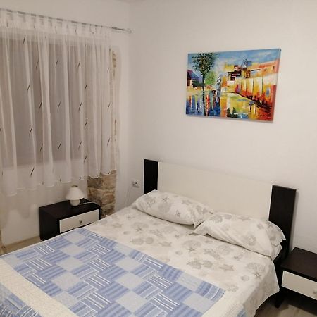 Apartment Elena Bale Chambre photo