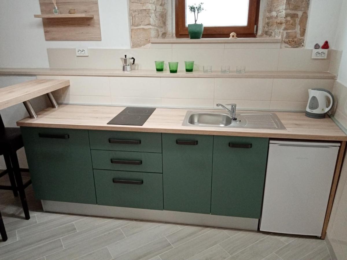 Apartment Elena Bale Extérieur photo