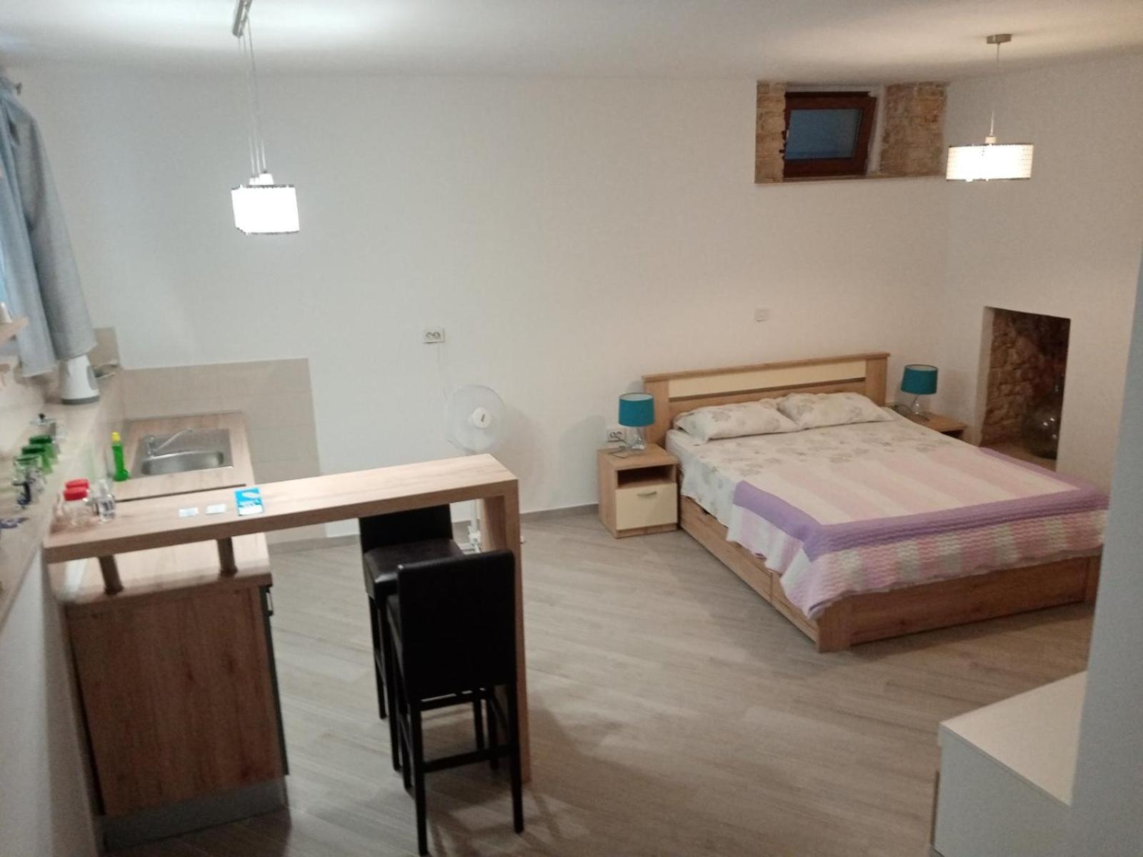 Apartment Elena Bale Chambre photo
